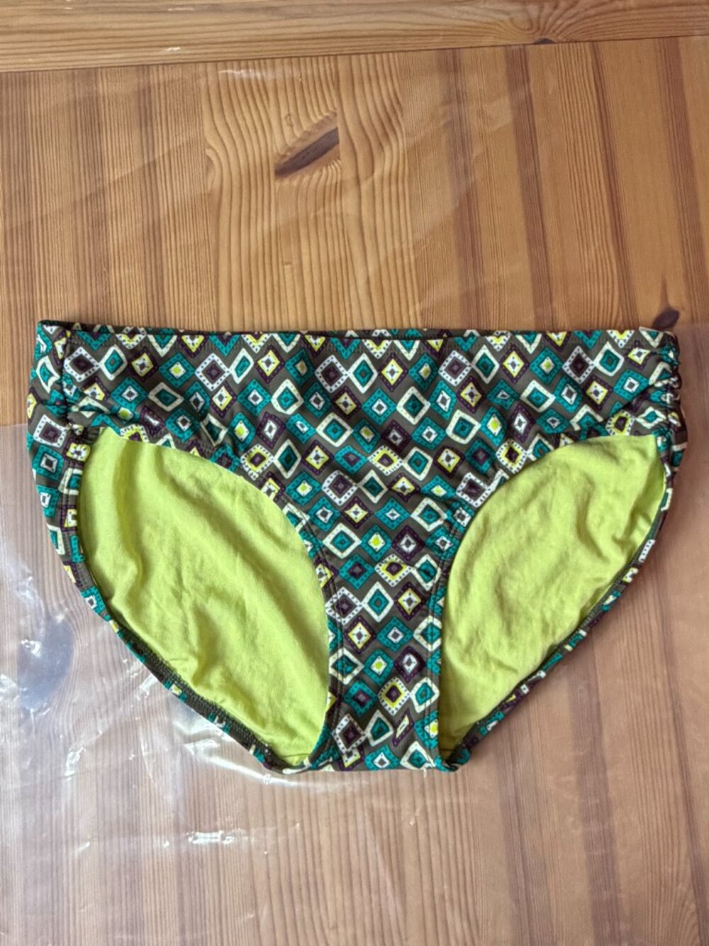 Athleta Tankini Top (M) and Swim Bottom (L) - Picture 4 of 13